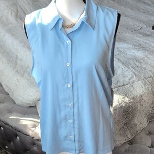 Riley & Rae Sky Blue Sleeveless Button-Down Shirt